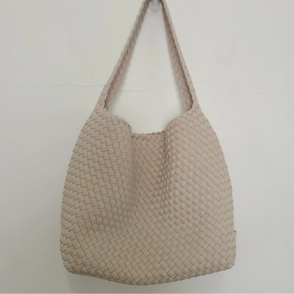 Naghedi Nomad Medium Hobo in Ecru - Picture 2 of 8